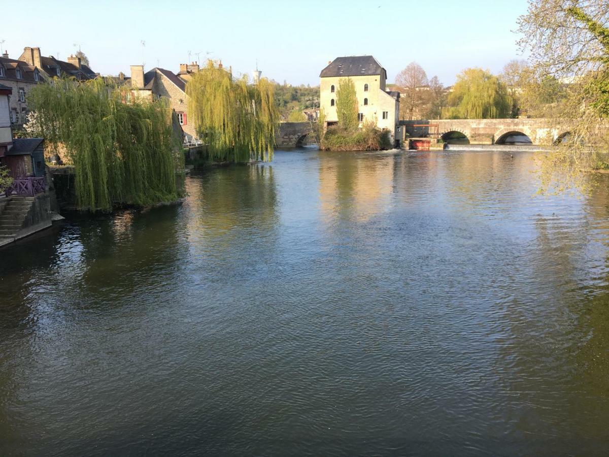 Le Refuge Des Alpes Mancelles Apartman Fresnay-sur-Sarthe Kültér fotó